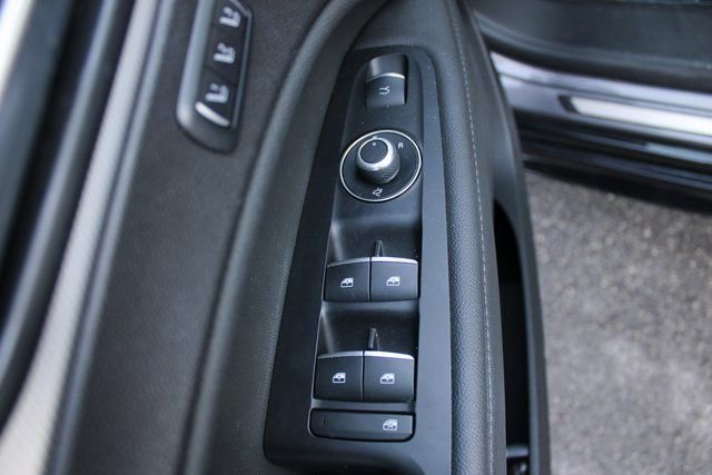 Used 2024 Alfa Romeo Stelvio Veloce image 11