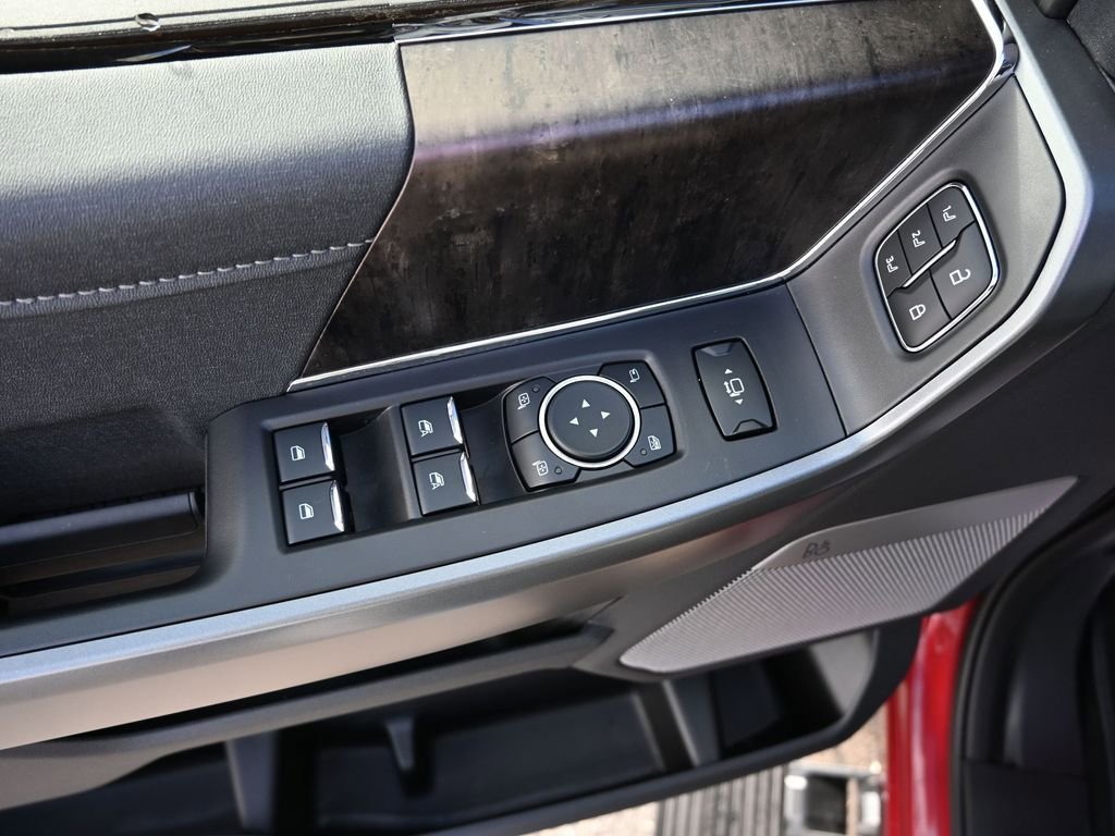 New 2026 Ford F250 Lariat w/ Black Appearance Package image 14