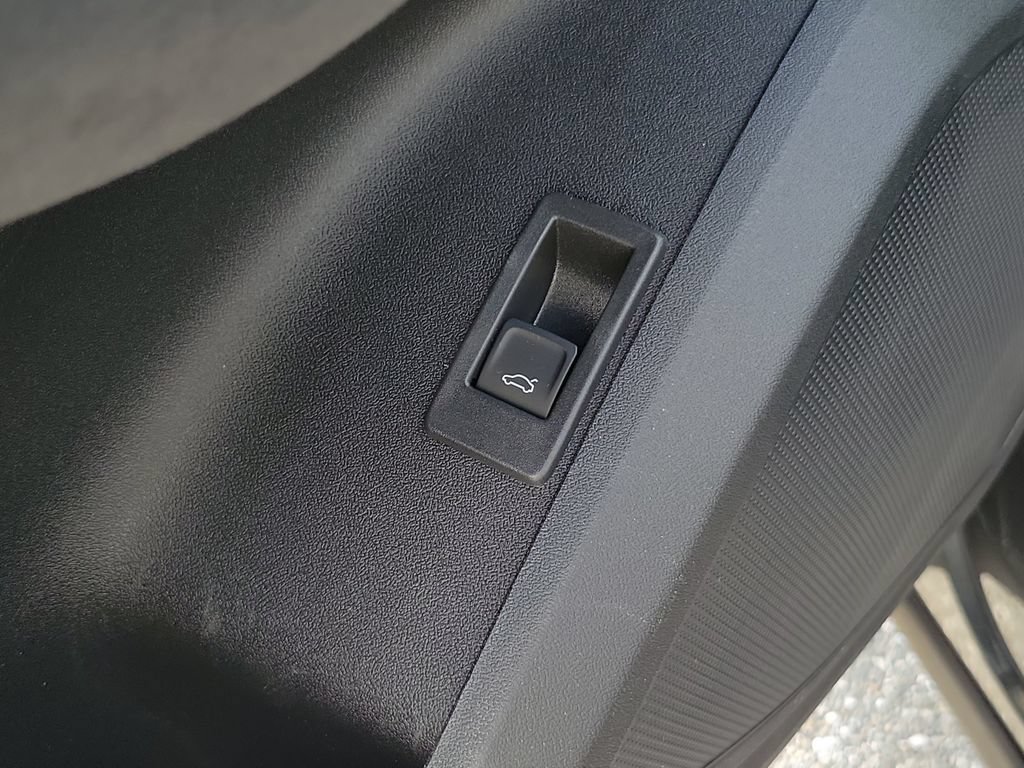 New 2026 Audi SQ5 Premium Plus AWD/4WD image 19