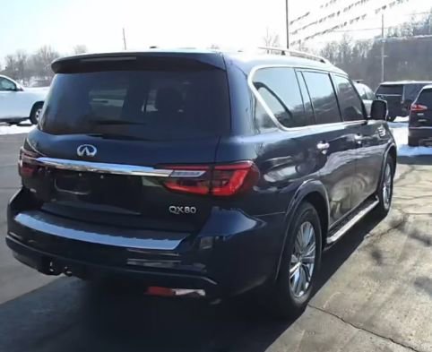 Used 2021 INFINITI QX80 Luxe image 9
