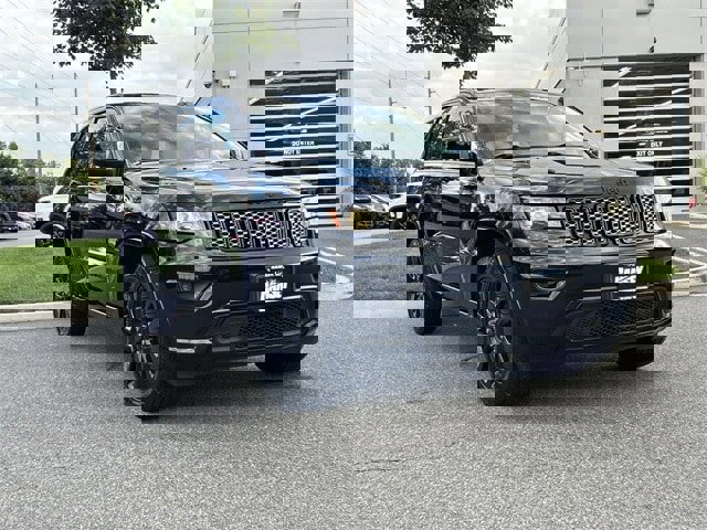 Used 2018 Jeep Grand Cherokee Altitude