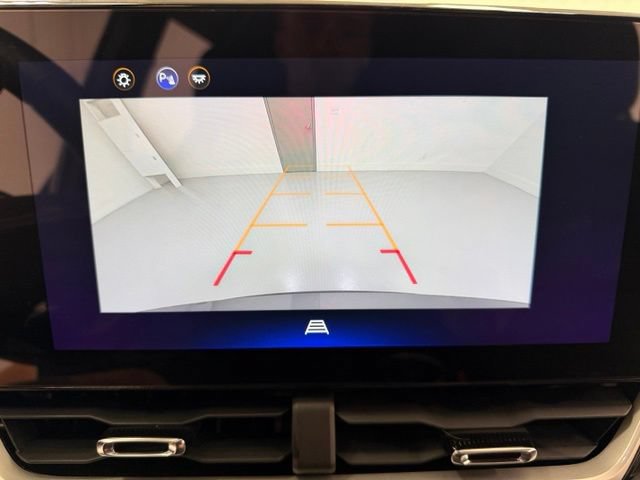 Certified 2025 Chevrolet Equinox LT FWD image 13