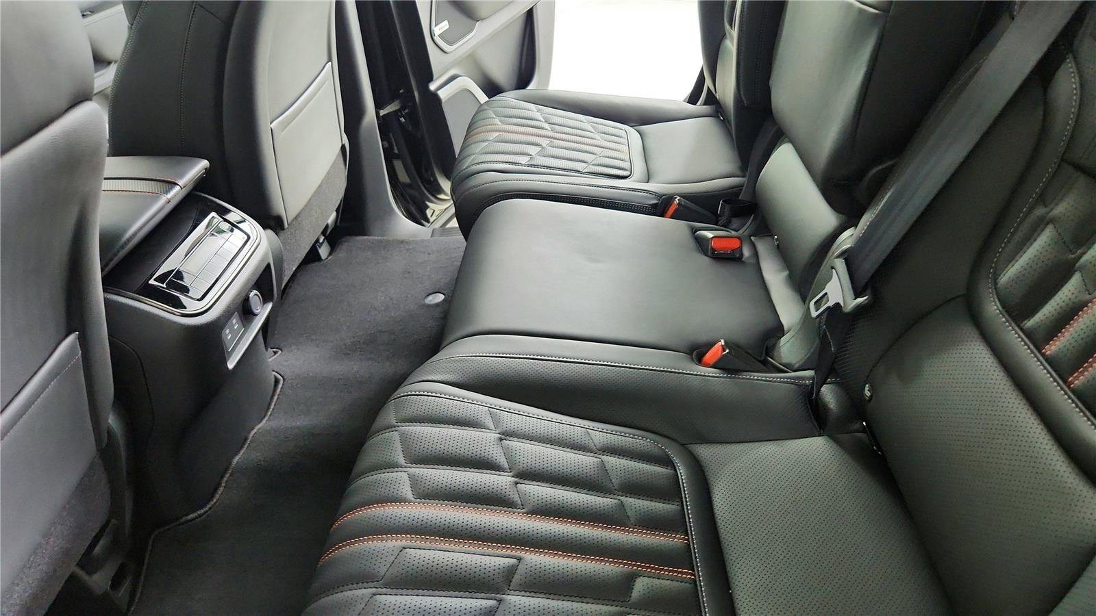 New 2025 Nissan Armada PRO-4X w/ Pro-4X Premium Package image 24