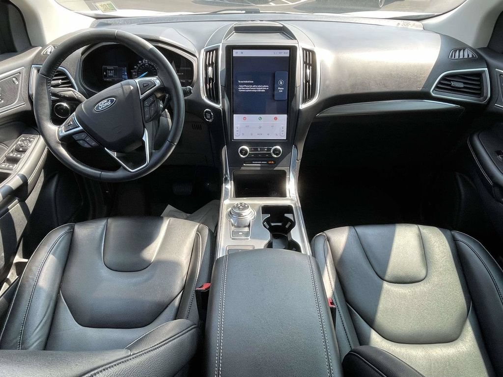 Used 2022 Ford Edge Titanium AWD/4WD image 11