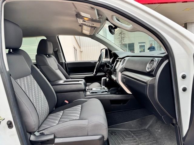 Used 2020 Toyota Tundra SR5 w/ SR5 Upgrade Package AWD/4WD image 39