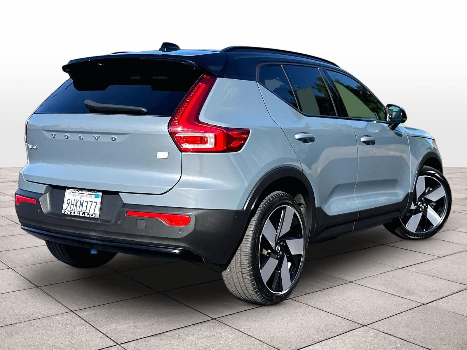 Used 2023 Volvo XC40 Recharge Ultimate w/ Protection Package Premier AWD/4WD image 16