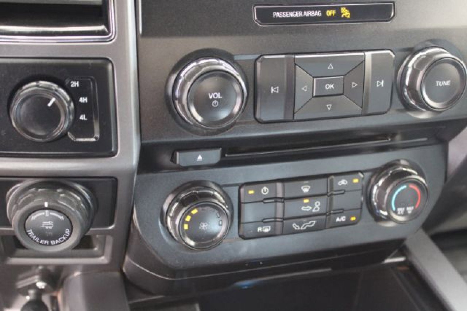 Used 2018 Ford F150 XLT w/ Equipment Group 301A Mid image 19