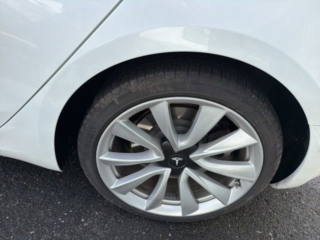 Used 2019 Tesla Model 3 Long Range image 15