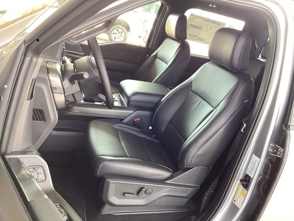 New 2025 Ford F150 Lariat w/ Equipment Group 501A Mid image 26