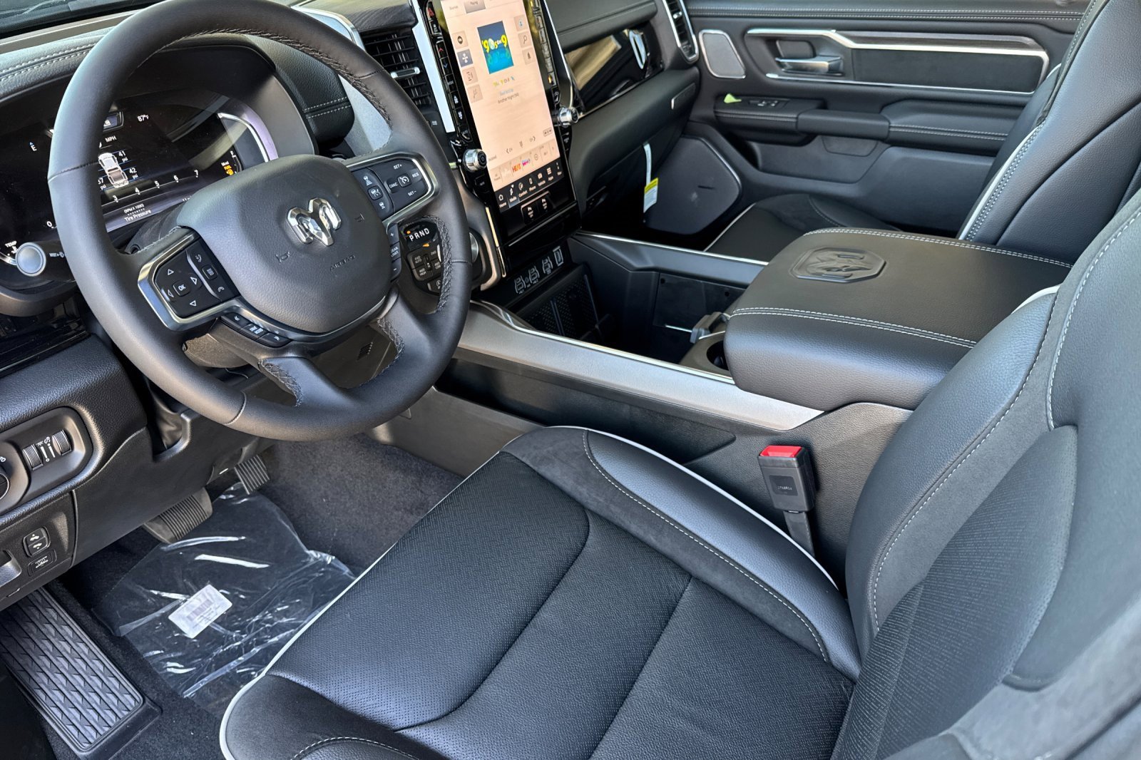 New 2026 RAM 1500 Laramie w/ Night Edition image 9