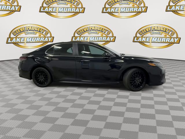 Used 2023 Toyota Camry SE FWD image 4