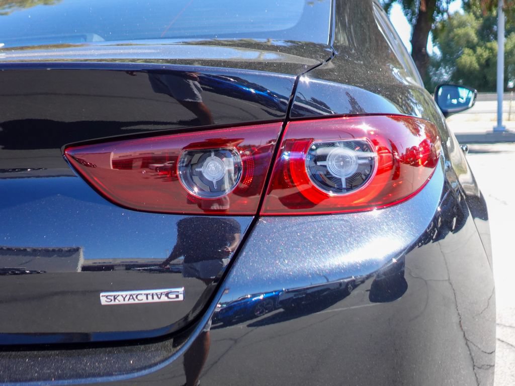Used 2025 MAZDA MAZDA3 s FWD image 6