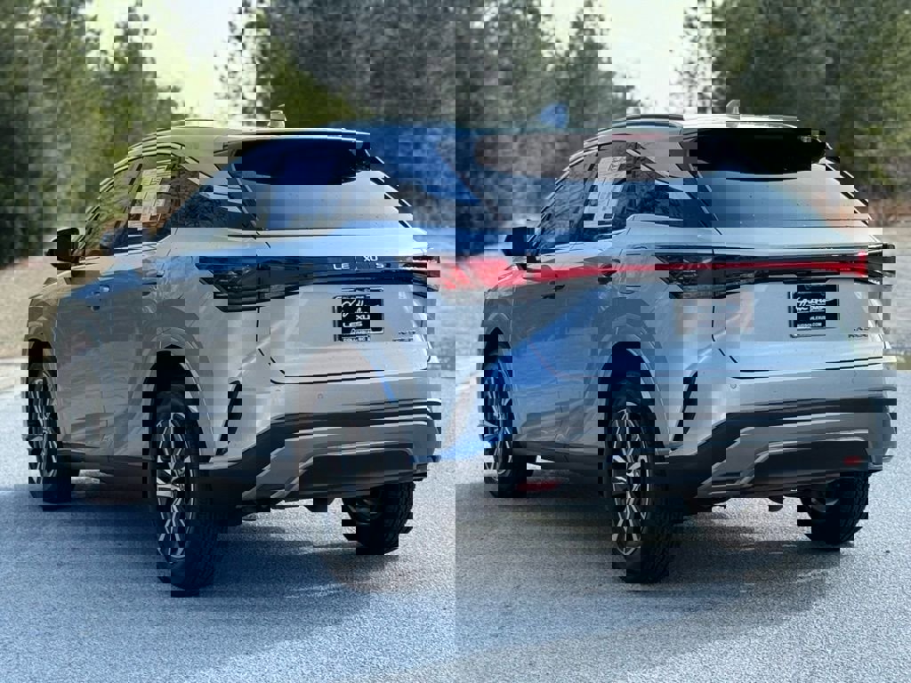 Used 2023 Lexus RX 350 Premium w/ Accessory Package (Z1) image 8