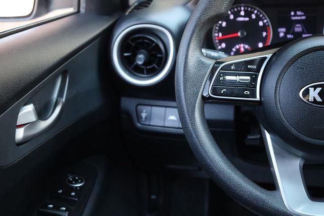 Used 2021 Kia Forte LXS image 27