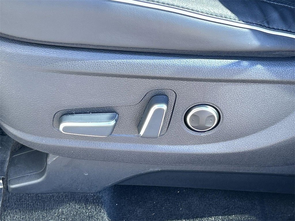 Used 2023 Hyundai Palisade SEL w/ Cargo Package image 24