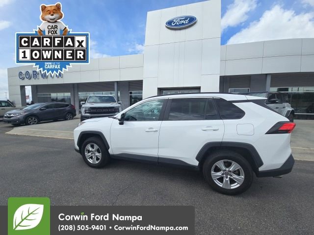 Used 2020 Toyota RAV4 XLE w/ All Weather Liner Package AWD/4WD image 4