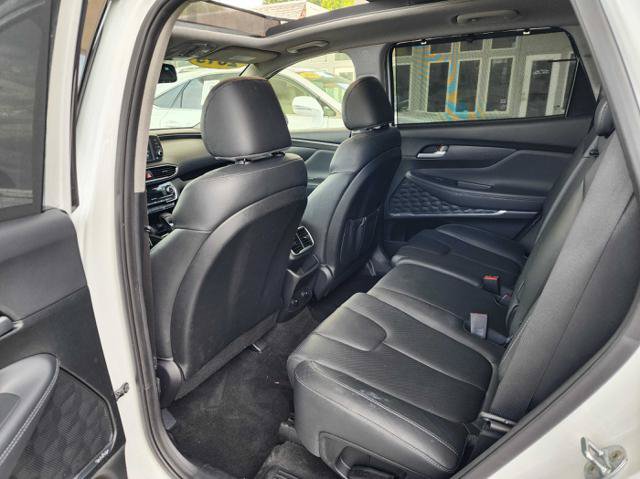 Used 2019 Hyundai Santa Fe Limited FWD image 12