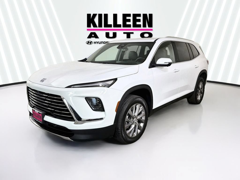 Used 2025 Buick Enclave Preferred AWD/4WD image 3