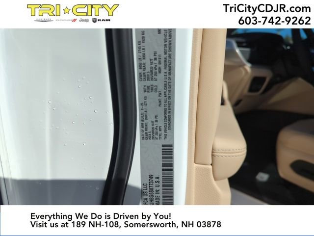 New 2025 Jeep Grand Cherokee Limited w/ Luxury Tech Group II image 29