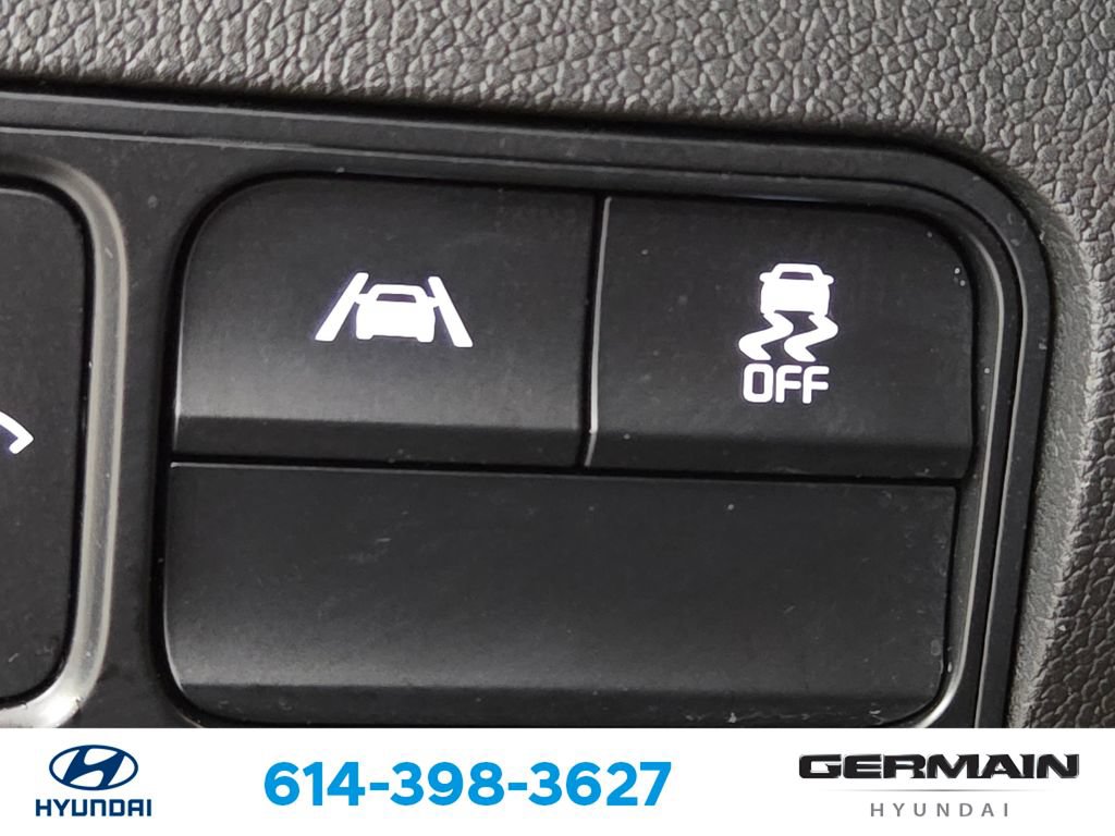 Used 2023 Kia Sorento LX AWD/4WD image 32