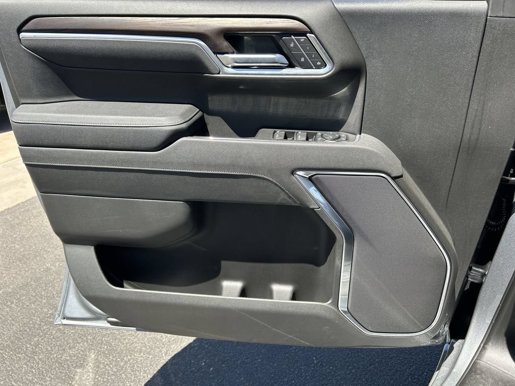 New 2026 GMC Sierra 1500 SLT AWD/4WD image 22