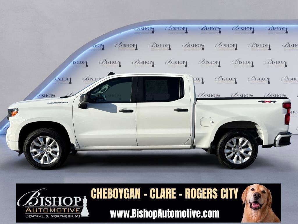Used 2023 Chevrolet Silverado 1500 Custom image 16
