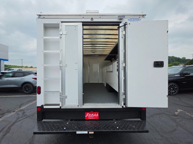 New 2026 Chevrolet Express 3500 RWD image 16