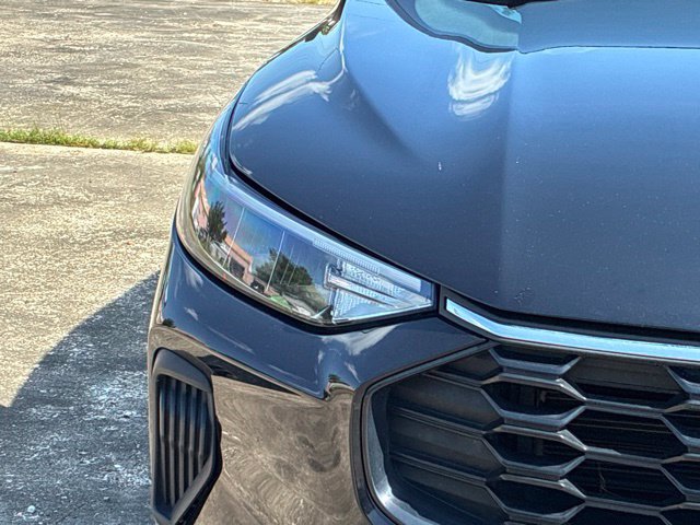 Certified 2025 Ford Escape ST-Line FWD image 9