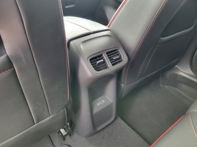 Used 2023 Buick Envision Essence w/ Sport Touring Package image 27