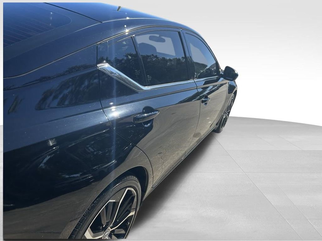Used 2023 Nissan Altima 2.5 SR image 33
