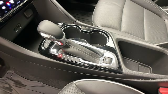 Used 2024 Buick Encore GX Avenir w/ Avenir Convenience Package image 27