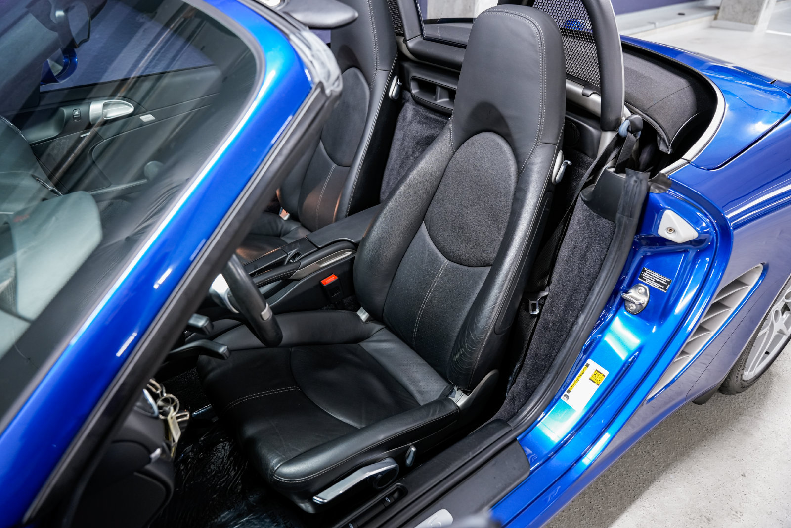 Used 2009 Porsche Boxster S RWD image 17