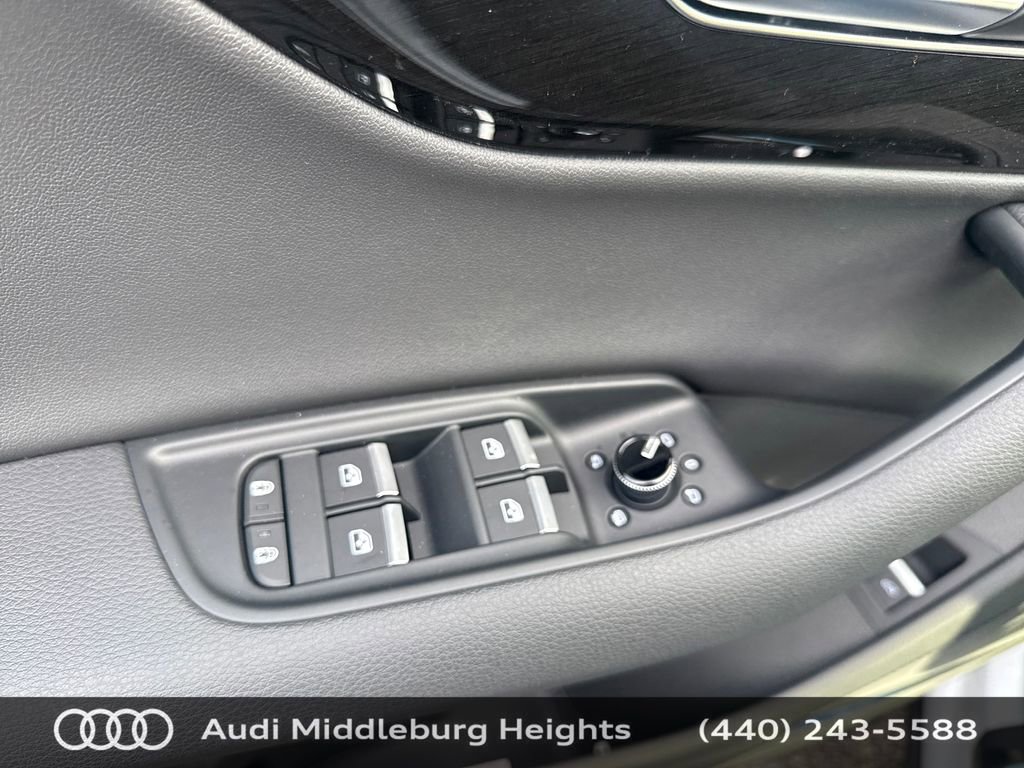 New 2026 Audi Q7 2.0T Premium image 9