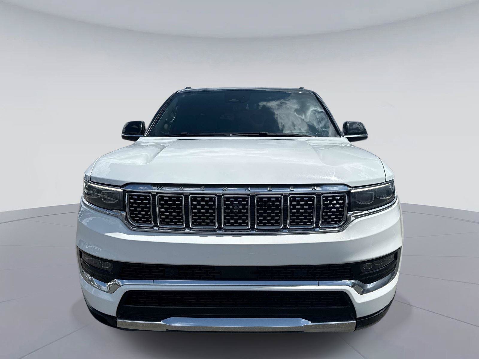 Used 2023 Jeep Grand Wagoneer Series II AWD/4WD image 9