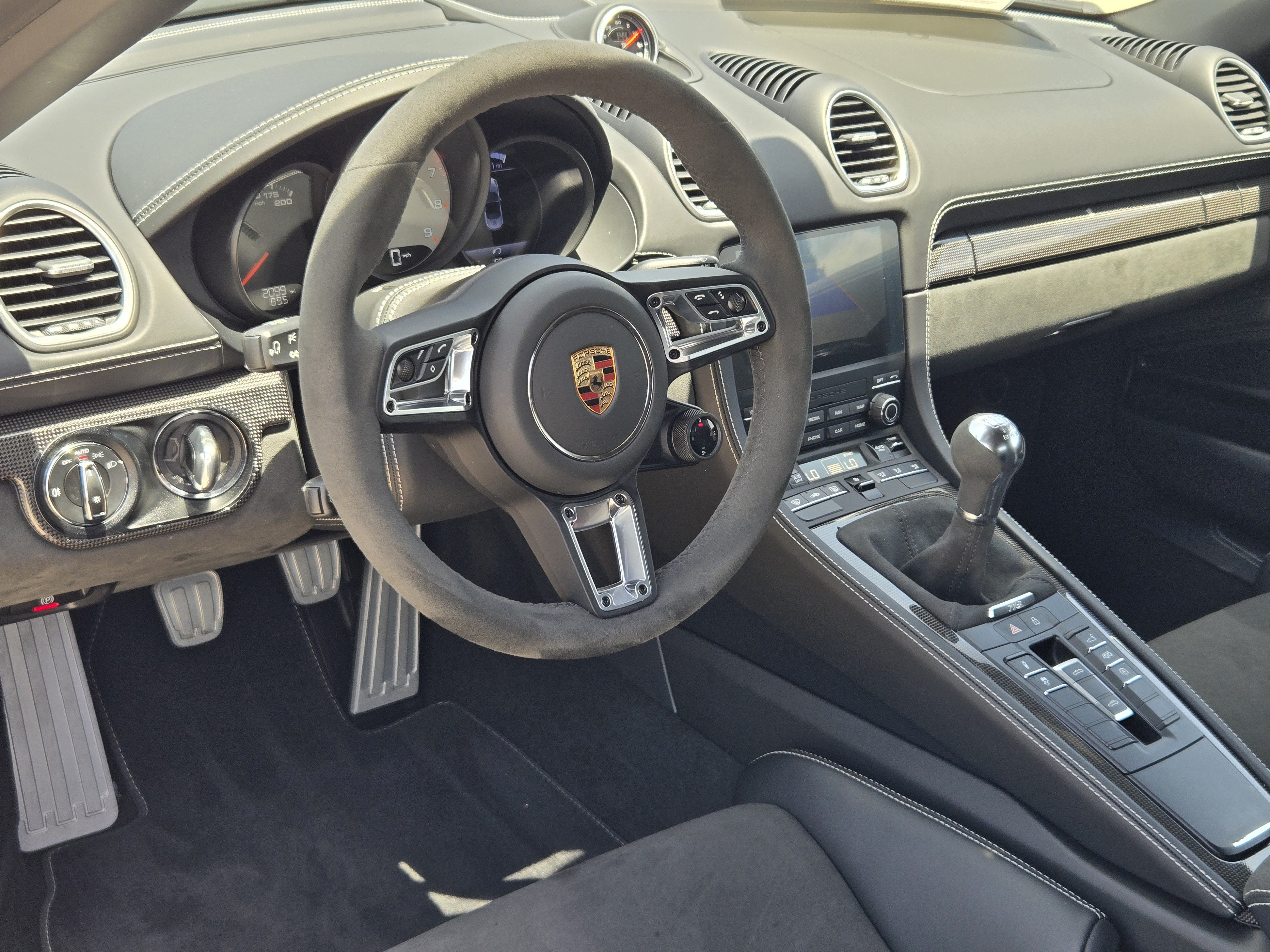 Used 2025 Porsche 718 Boxster GTS RWD image 26