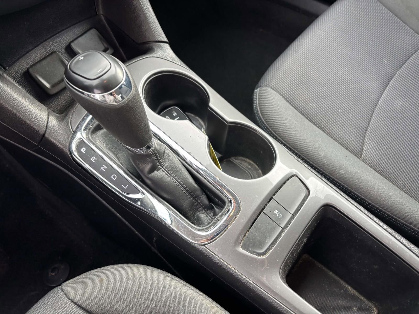 Used 2017 Chevrolet Cruze LT w/ Convenience Package image 25