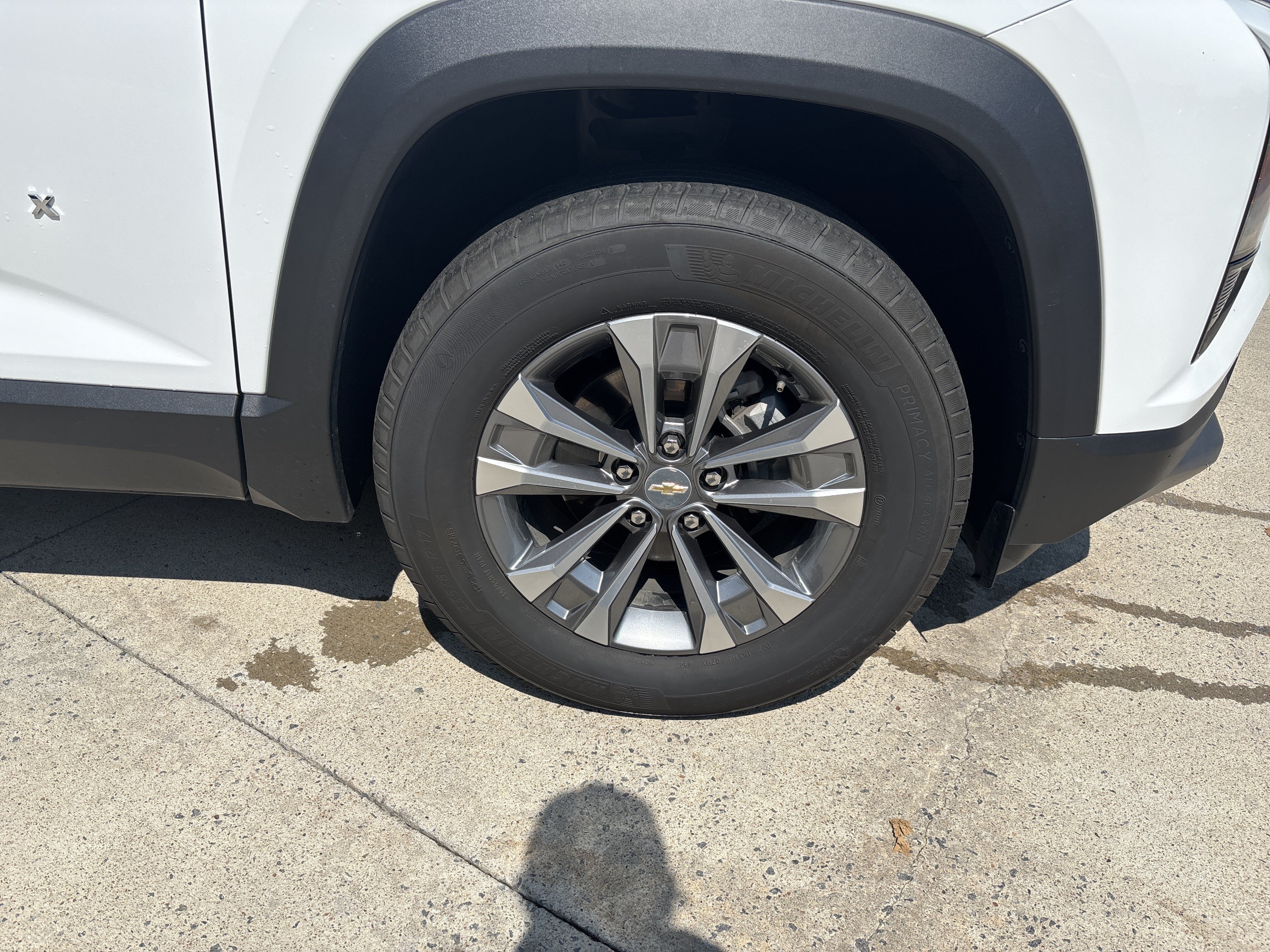 Used 2025 Chevrolet Equinox LT AWD/4WD image 35