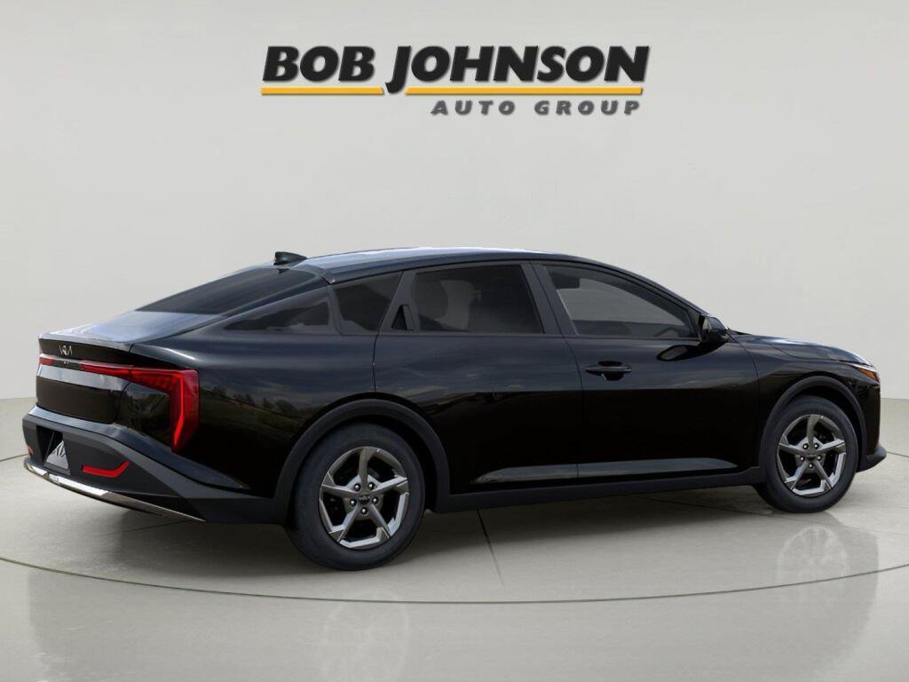 New 2026 Kia K4 FWD image 7