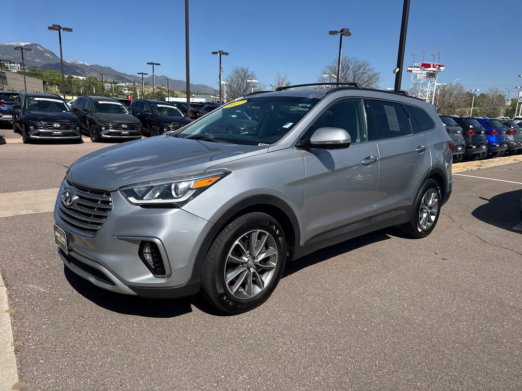 Used 2017 Hyundai Santa Fe SE w/ SE Premium Package 02 AWD/4WD image 2