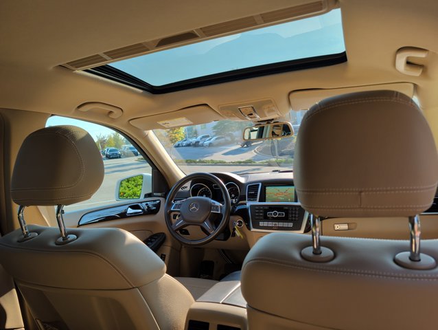Used 2015 Mercedes-Benz GL 320 BlueTEC 4MATIC image 23