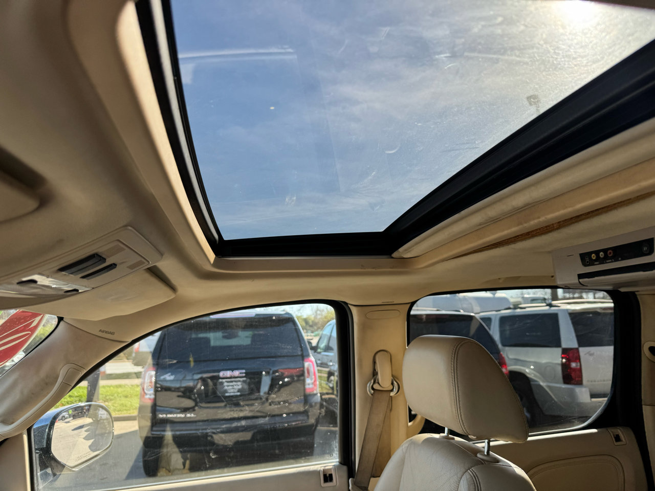 Used 2007 Cadillac Escalade ESV AWD image 16