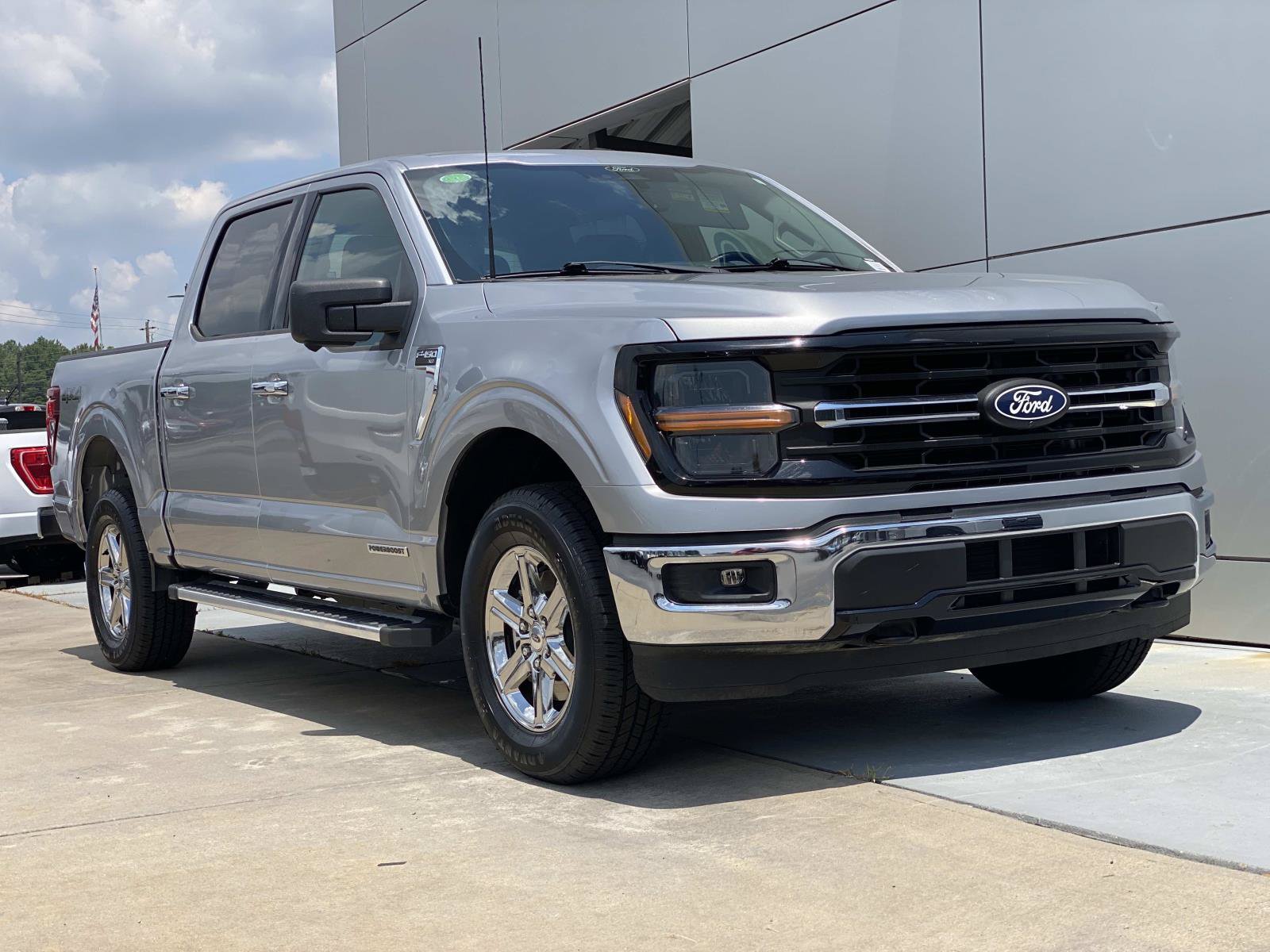 Used 2024 Ford F150 XLT w/ Mobile Office Package AWD/4WD image 2