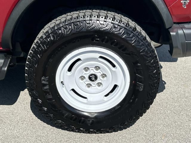 Certified 2025 Ford Bronco Heritage Edition AWD/4WD image 11