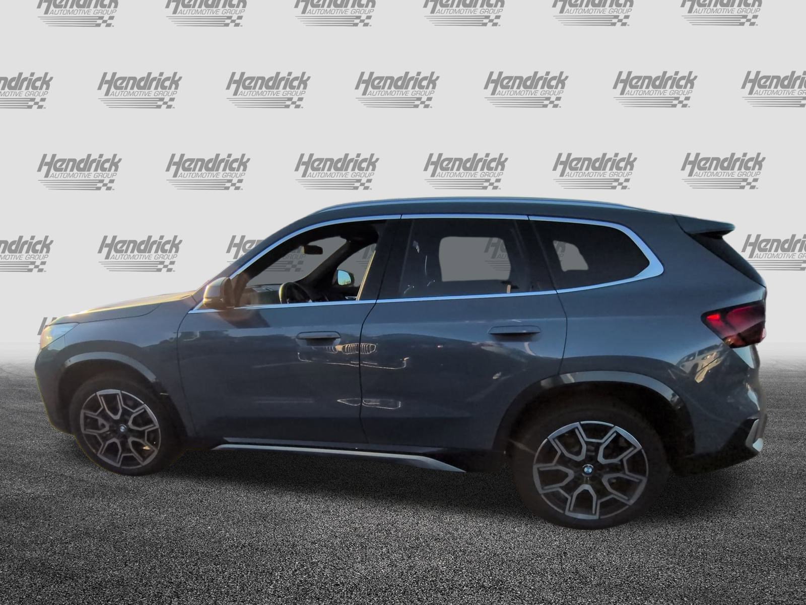 Used 2025 BMW X1 xDrive28i image 7