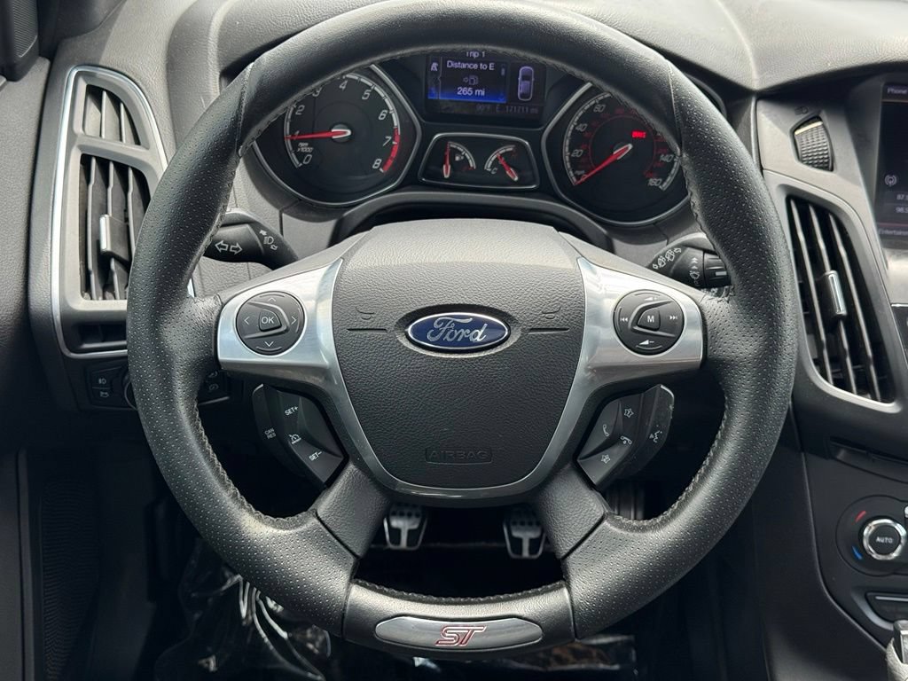 Used 2013 Ford Focus ST FWD image 27