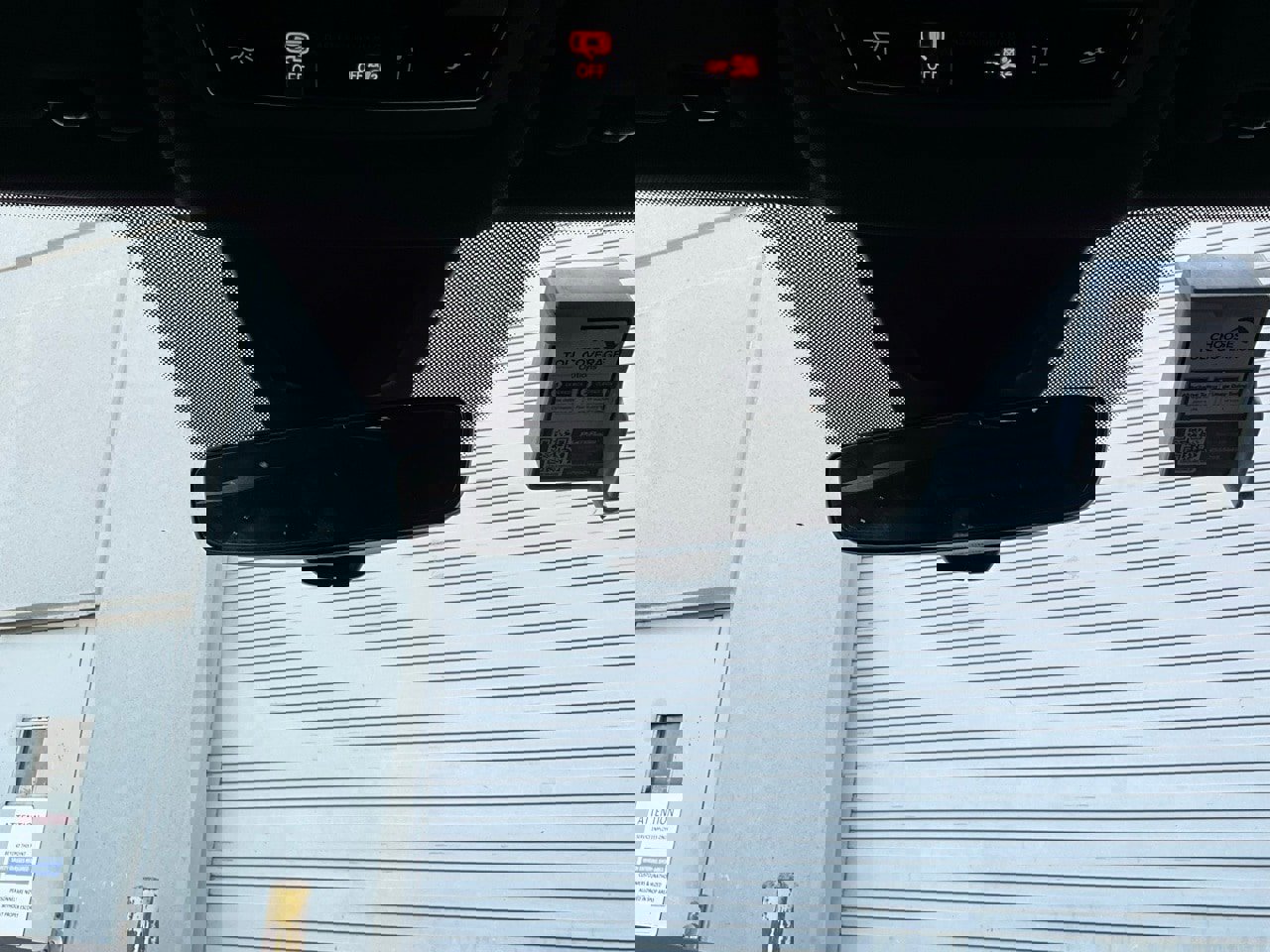 Used 2025 Volkswagen Atlas Cross Sport SE image 18