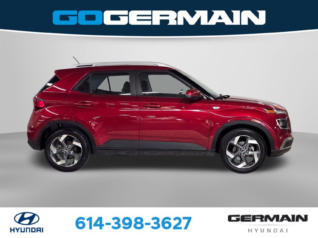 Used 2024 Hyundai Venue Limited FWD image 7