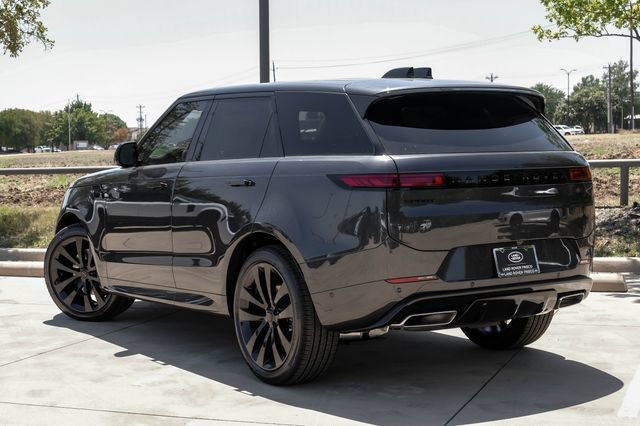 New 2026 Land Rover Range Rover Sport Dynamic SE AWD/4WD image 13