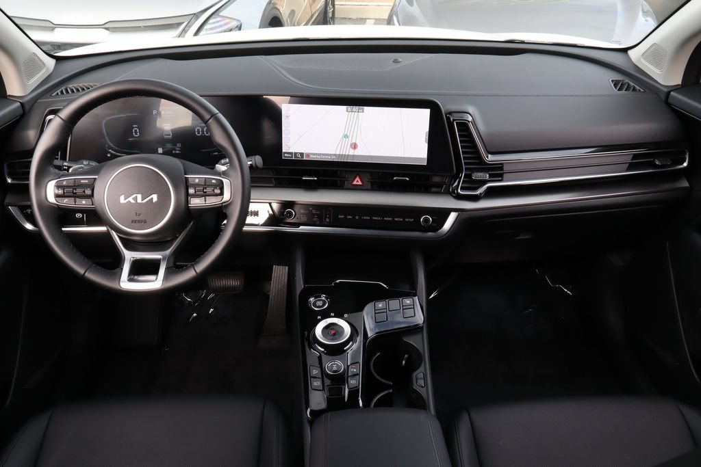 Used 2025 Kia Sportage EX AWD/4WD image 31