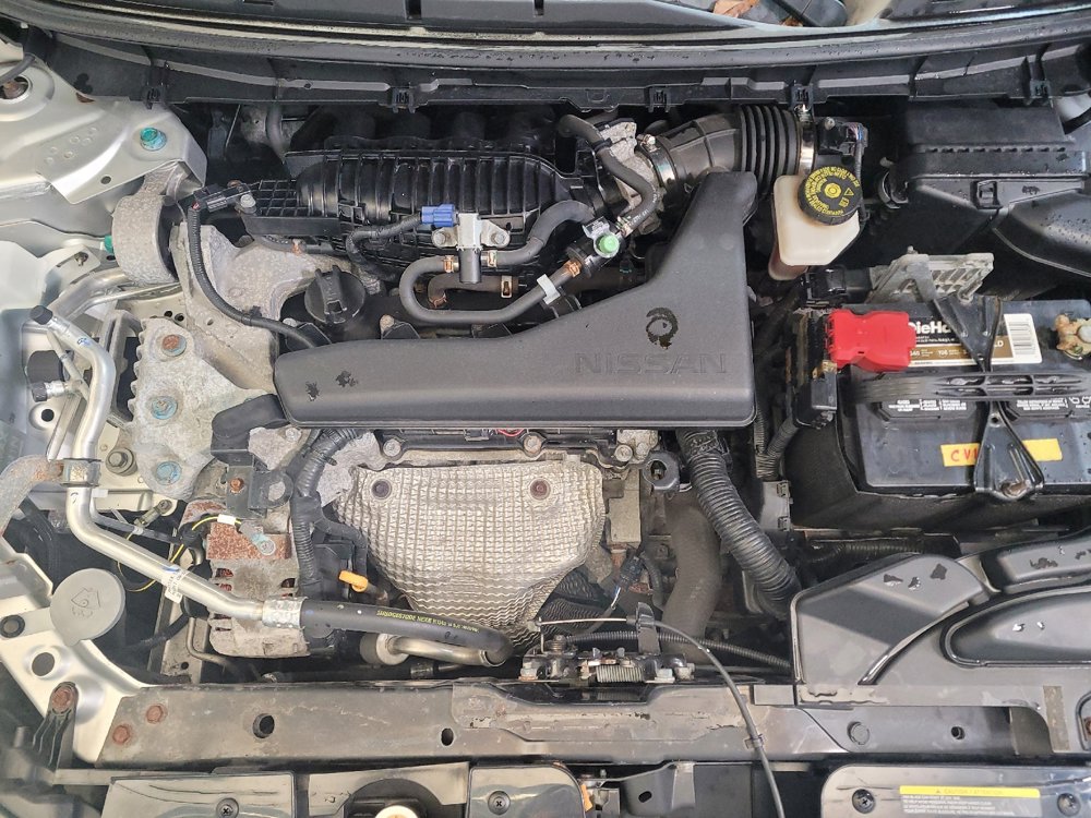 Used 2018 Nissan Rogue SV image 30